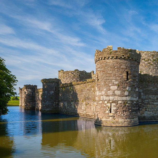 Welsh language Beaumaris Castle Pamphlet Guide