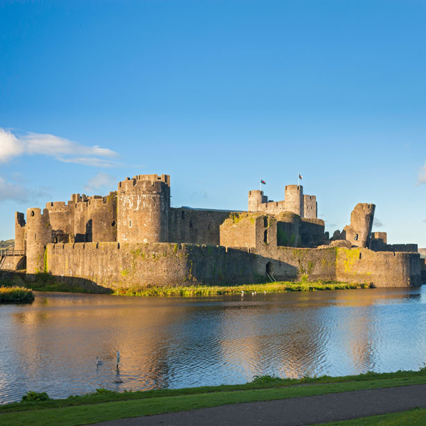 Welsh language Caerphilly Castle Pamphlet Guide